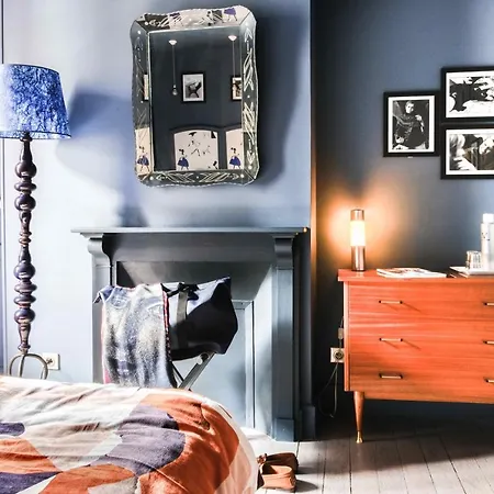 לינה וארוחת בוקר La Femme D'a Cote