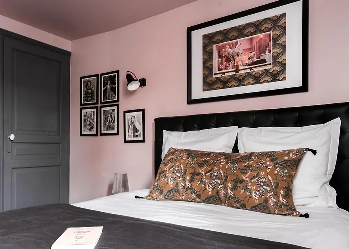 La Femme D'a Cote Frühstückspension 3*